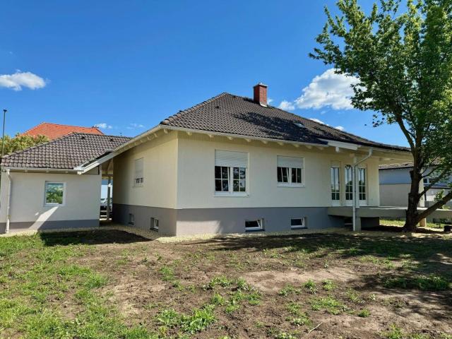 ! Vorankündigung zu diesem Haus im Monat.07.2025 ein offenes Mehrbieterverfahren gestarten, der Startpreis wird bei ca. € 235.000, liegen!