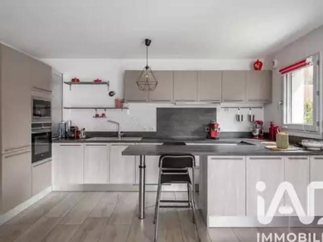 Voreppe 38340 Achat / Vente maison 7 pièces t7 parking