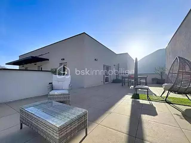 Voreppe 38340 Achat / Vente appartement 4 pièces t4 au dernier étage terrasse