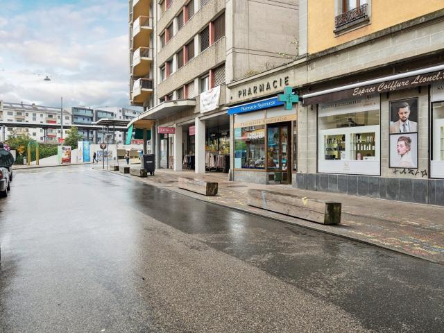 Office for rent in Nyon 330 m² | dreamo. Ch