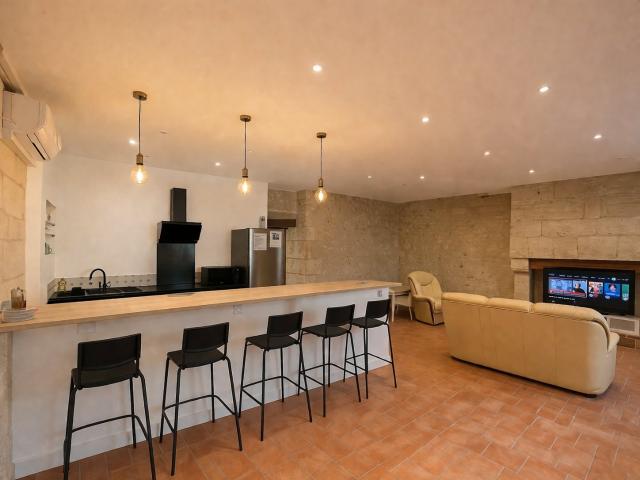 VOUVRAY Appartement rénové de 80 m2 avec terrasse et belles prestations
