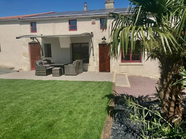 Vouille Les Marais 85450 Calme Absolu Magnifique Propriete G. 161m² Vouillé les Marais
