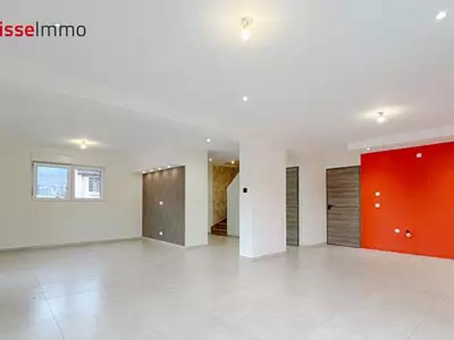 Voujeaucourt 25420 Achat / Vente maison 5 pièces t5 au dernier étage