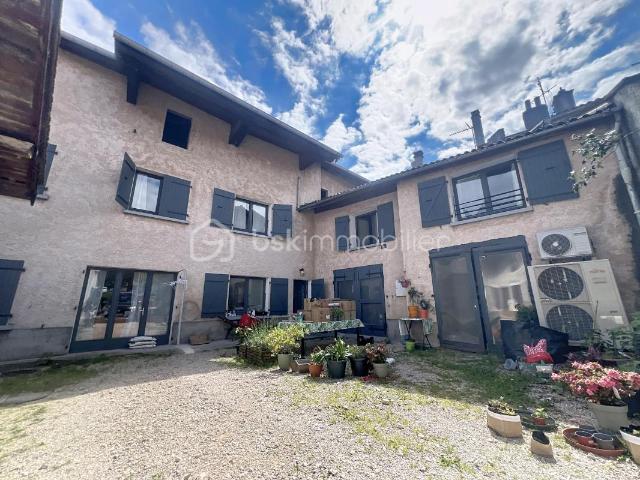 VOUREY MAISON DE VILLAGE A FORT POTENTIEL 103 m2 POUR PRIMO ACCEDANTS
