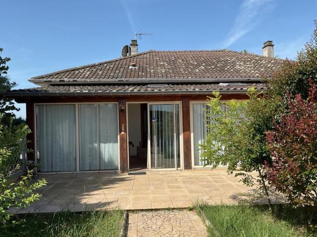 Vous rêvez d' espace ? Cette maison familiales aux prestations généreuse
