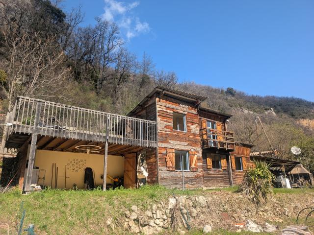 Vous rêvez de vivre en pleine nature. ? alors venez visiter!
