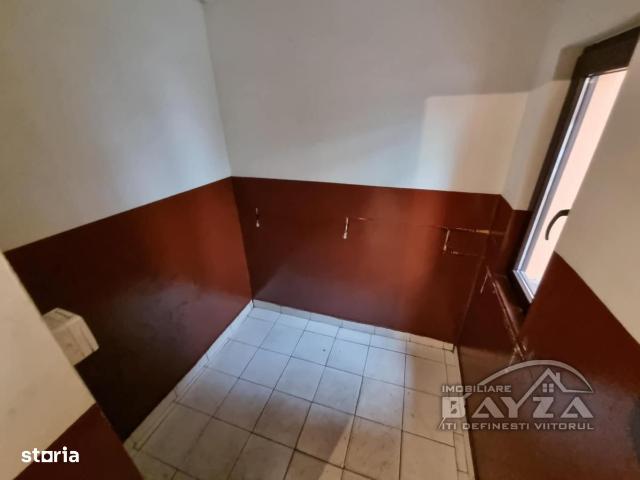 Vlad Tepes, 2 garsoniere lipite, teren concesionat 10 mp, 42.000 E