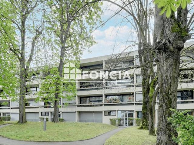 VSG: F3 fonctionnel avec parking et cave