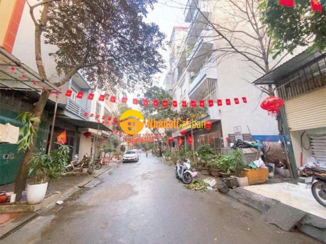 Vp bank phát mại đất dv xa la gần chợ xa la 50m2 chỉ 12. X tỷ. lh 0989626
