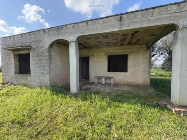 Vr2b Rustico con trulli in vendita a Carovigno 80m² Carovigno