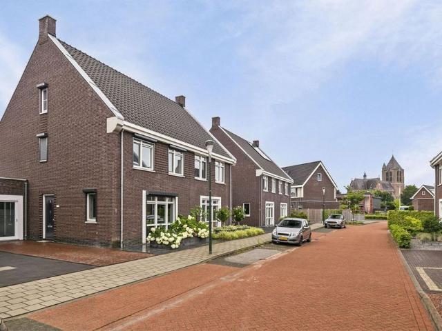 Vrouwkespad, 8, 5386DE, Geffen, Noord Brabant 5386DE