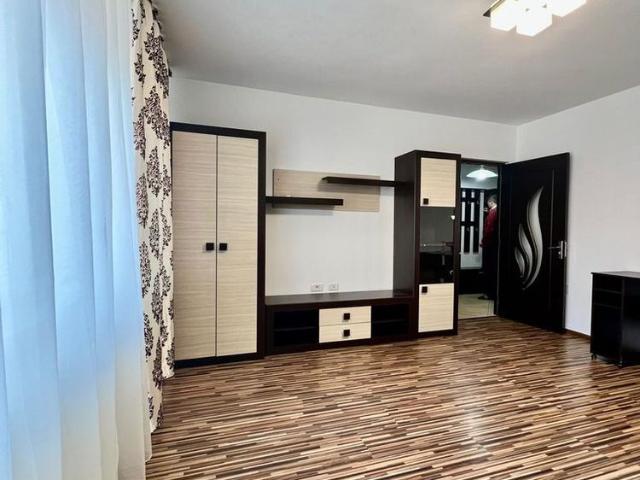 Vrei sa stai langa facultate? | 2 camere | 5 min Asachi, Iulius Mall