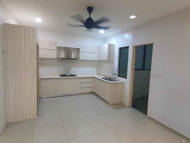 VResidensiSelayangSpacious1200sqft3Rooms2Bath3CarPark