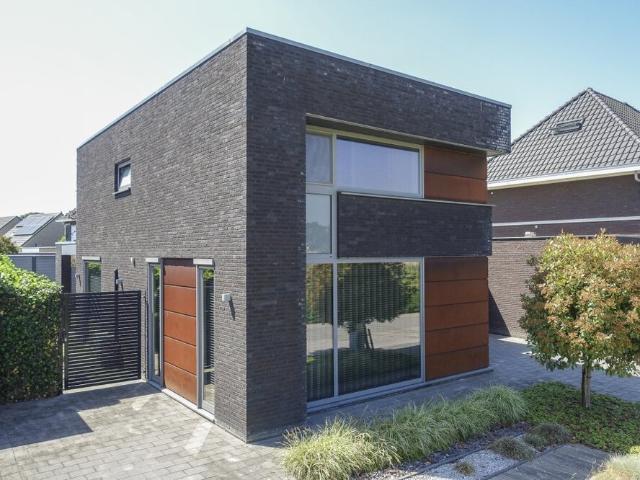 Vrijstaand geschakeld te huur in Nederweert