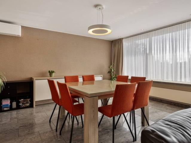 Vrijstaand huis met 3/4 slaapkamers in rustige wijk te Asseb