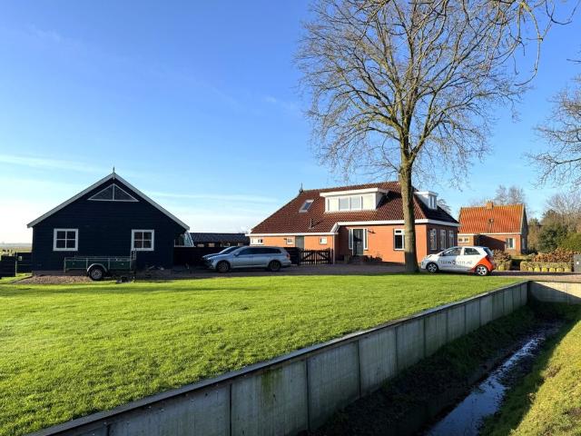 Vrijstaand te huur in Nij Beets