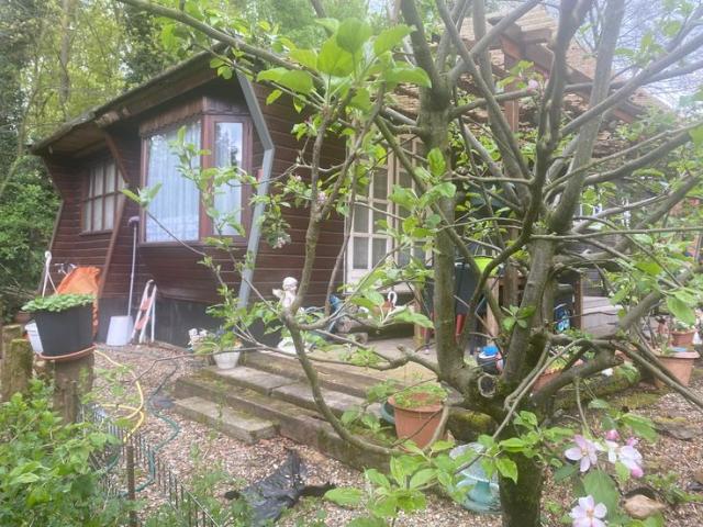 Vrijstaande vakantie woning in het bos, op privaat Domein