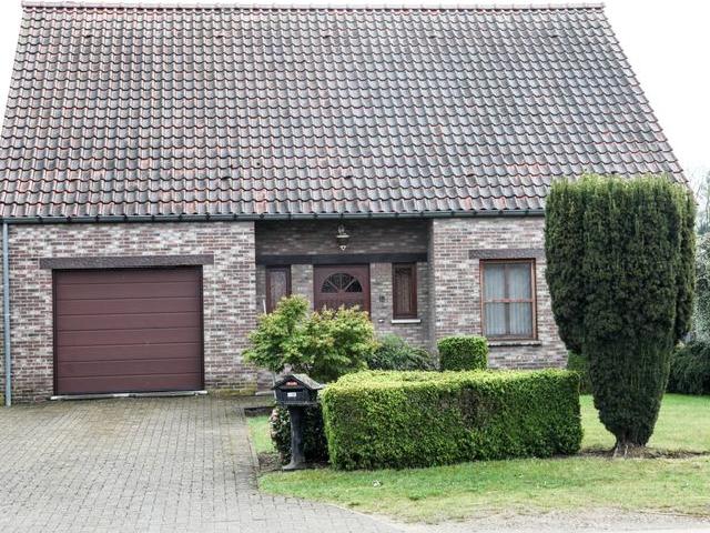 Vrijstaande gezinswoning te koop in Zolder