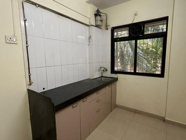 Vrindavan CHS Thane West 2 Bedroom 770 Sq. Ft. Apartment in Vrindavan Society Thane Listing ID: #9336
