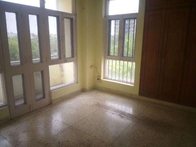 Vrindavan Apartment Sector 6 Dwarka 3 Bedroom 1400 Sq. Ft. Apartment in Dwarka Delhi Listing ID: #10144