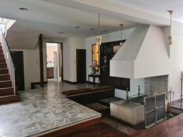 Vta. Miraflores Ca. M. Augusto Olaechea Casa Remodelada 5D 2C Fondo a Pque