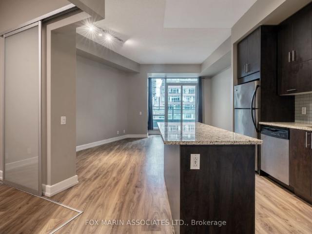 Vu Condos and Lofts, #403