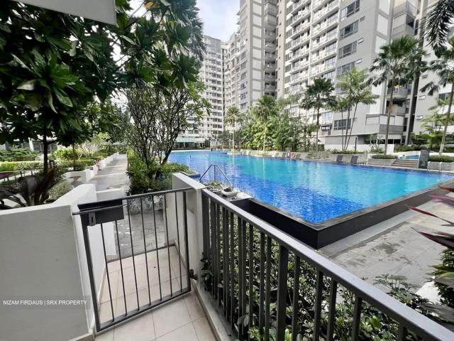 Vue 8 Residence D18, Condominium
