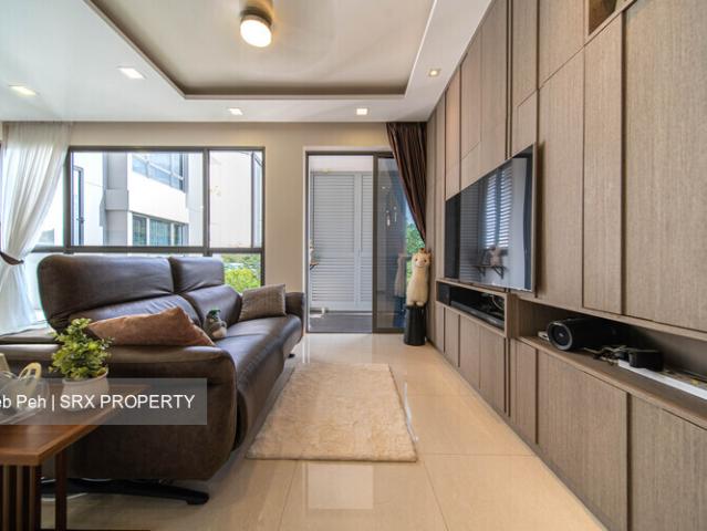 Vue 8 Residence D18, Condominium