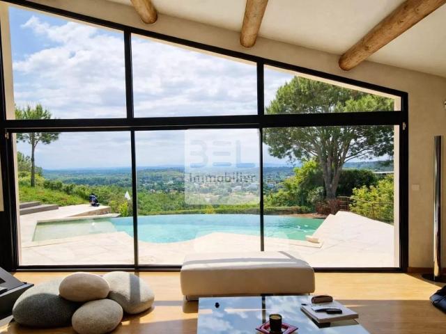 Vue à couper le souffle & architecture d’exception aux porte. 180m² Villeneuve lès Avignon