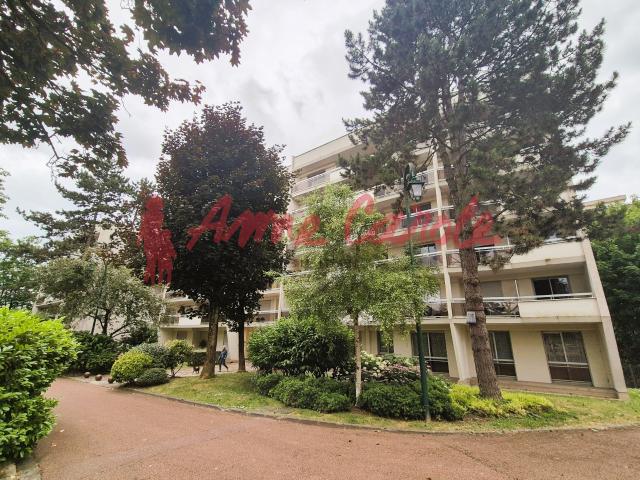 Vue dégagée, dernier étage & terrasse