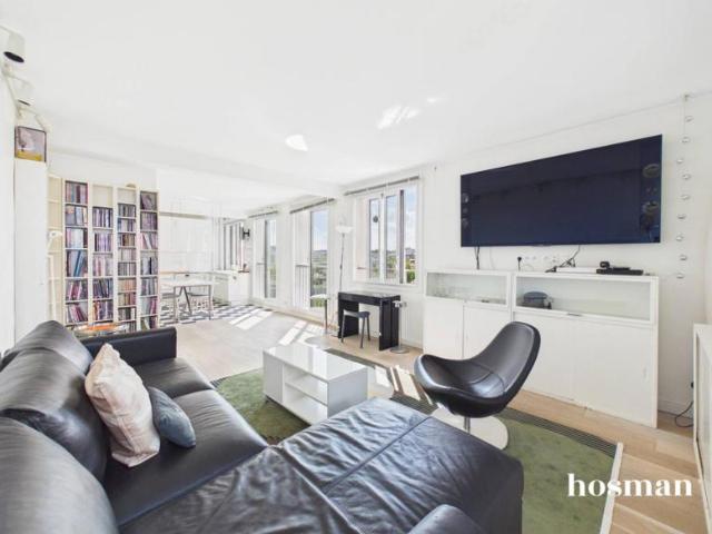 Vue dégagée ! Duplex 5 pièces de 106 m² en étage élevé Glacière Rue de la Santé, Paris