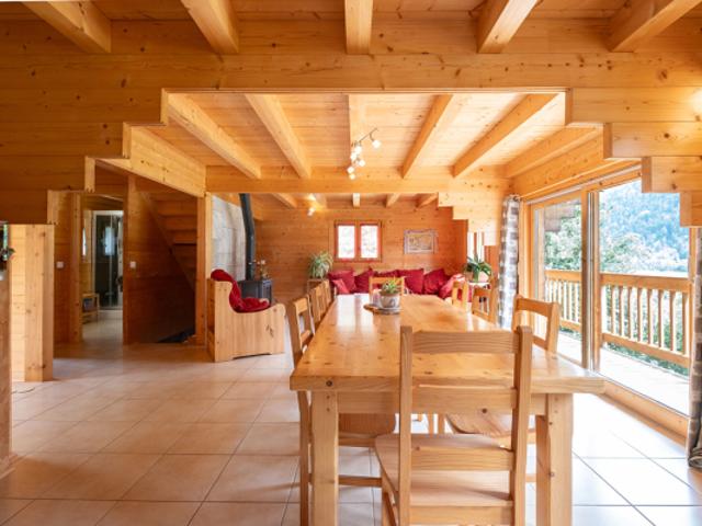 Vue, espace et confort pour ce chalet familial à Beaufort