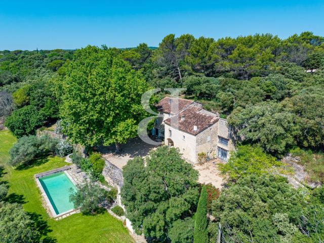 Vue Imprenable pour cette propriété à Saint Restitut 430m² Grignan