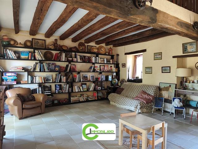 Vue imprenable sur la campagne 120m² Semur en Vallon