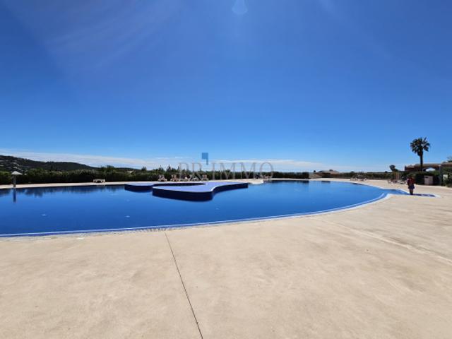 Vue Mer ! Appartement dans résidence avec piscine