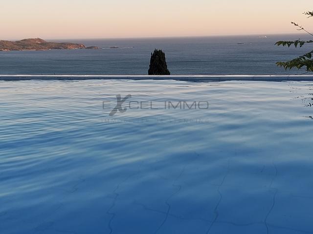 Vue mer d'exception pour cette villa d'architecte