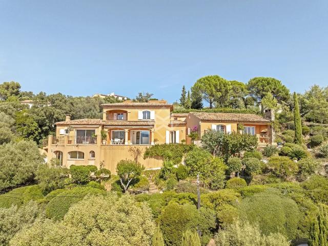 Vue mer et collines varoises La Croix Valmer 230m² La Croix Valmer