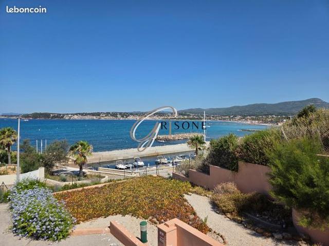 Vue mer panoramique, T2 au Cap Nègre à Six Fours les Plages