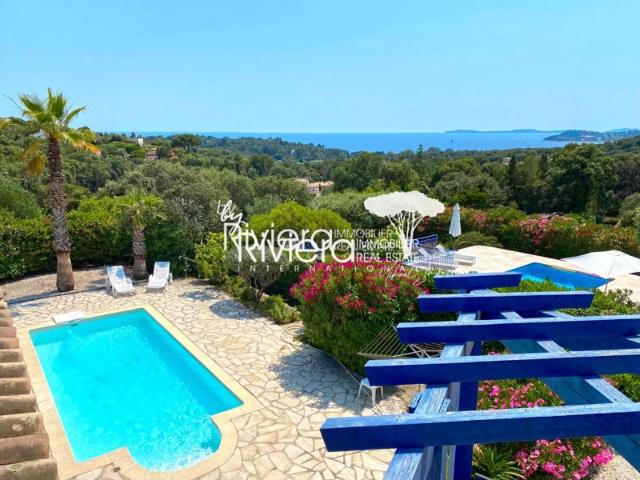 Vue mer & Piscine Proche village et plage !