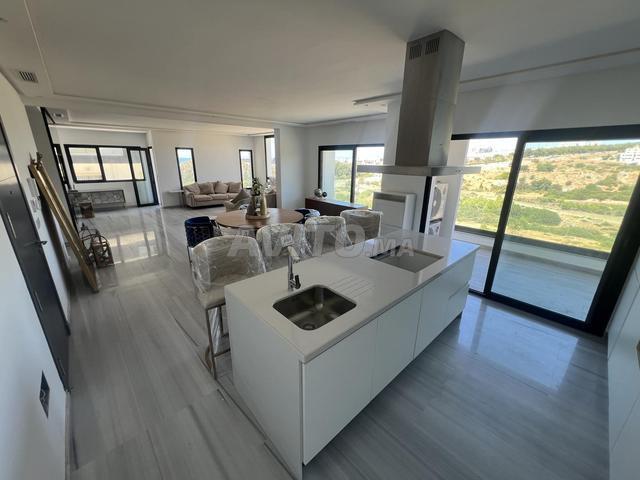 Vue mer, 2 façades et grande terrasse, Malabata