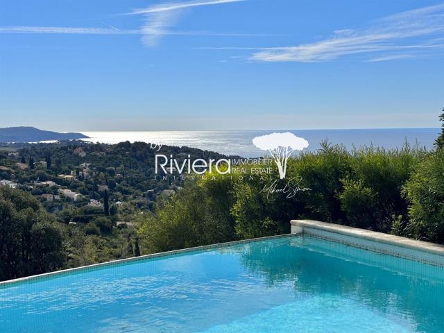 Vue Mer, 4 chambres et piscine à débordement ! 144m² La Croix Valmer