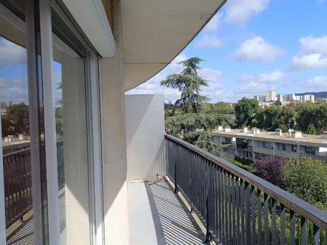 Vue sur l'Hippodrome d'Enghien