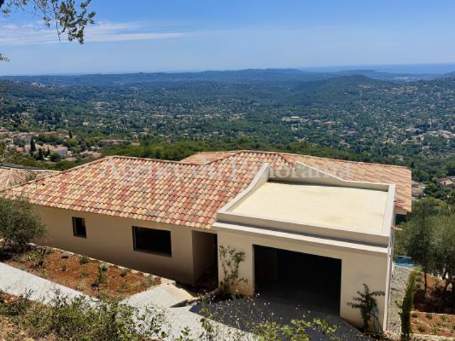 VUE PANORAMIQUE A 180 DEGRES POUR CETTE MAGNIFIQUE PROPRIETE