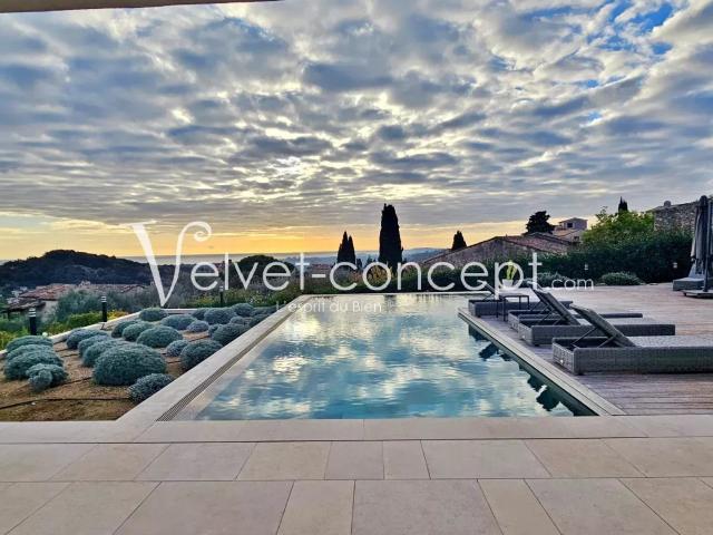 Vue Panoramique Exceptionnelle À 2 pas du village de Biot 360m² Biot
