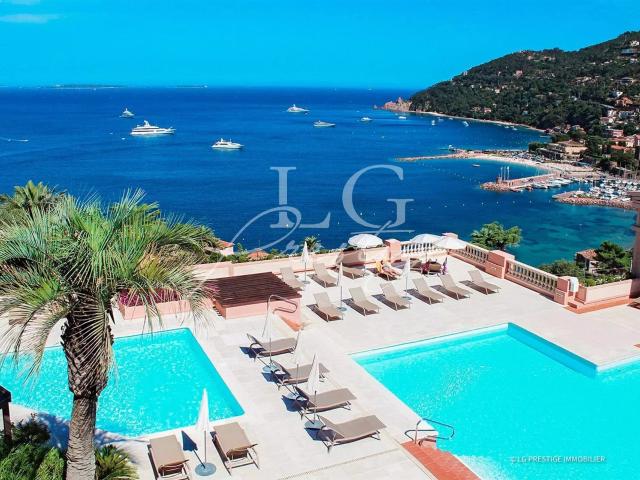 Vue panoramique Mer et Estérel 50m² Théoule sur Mer