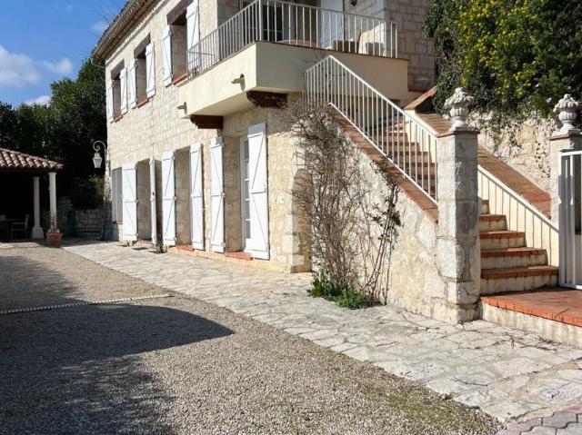 Vue Panoramique Mer 200m² Vence
