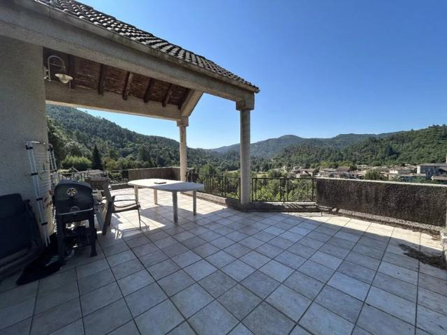 Vue terrain dépendance à rénover Secteur prisé en Cévennes