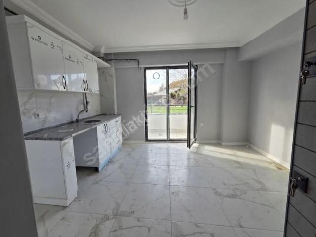 Vural Emlaktan Merkezi Konumda Kiralık Daire