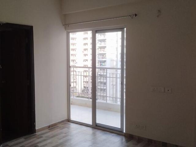 VVIP Addresses 3 Bedroom 826 Sq. Ft. Apartment in Raj Nagar Extension Ghaziabad Listing ID: #10201