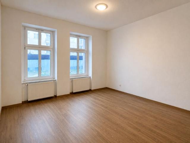 Św. Piotra 28 m², Chorzów